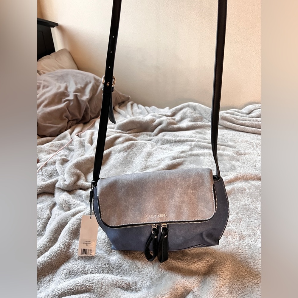 NEW! Calvin Klein cross body purse. Never Used